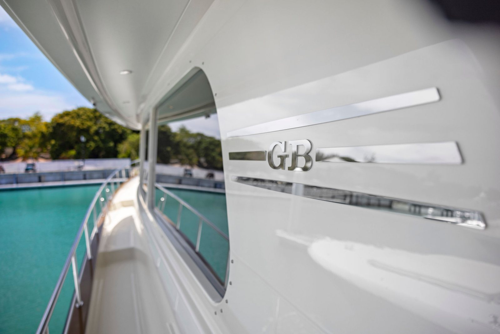 Grand Banks Yachts