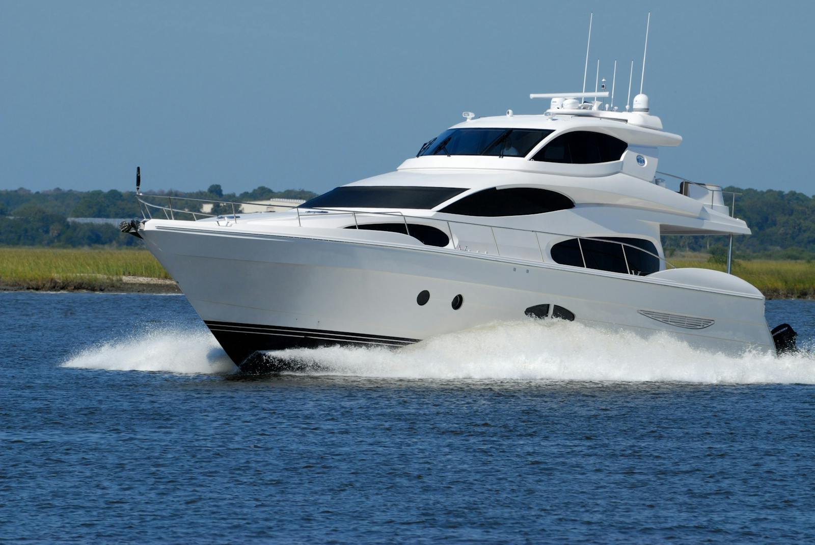 Louer un yacht: le guide complet pour bien choisir