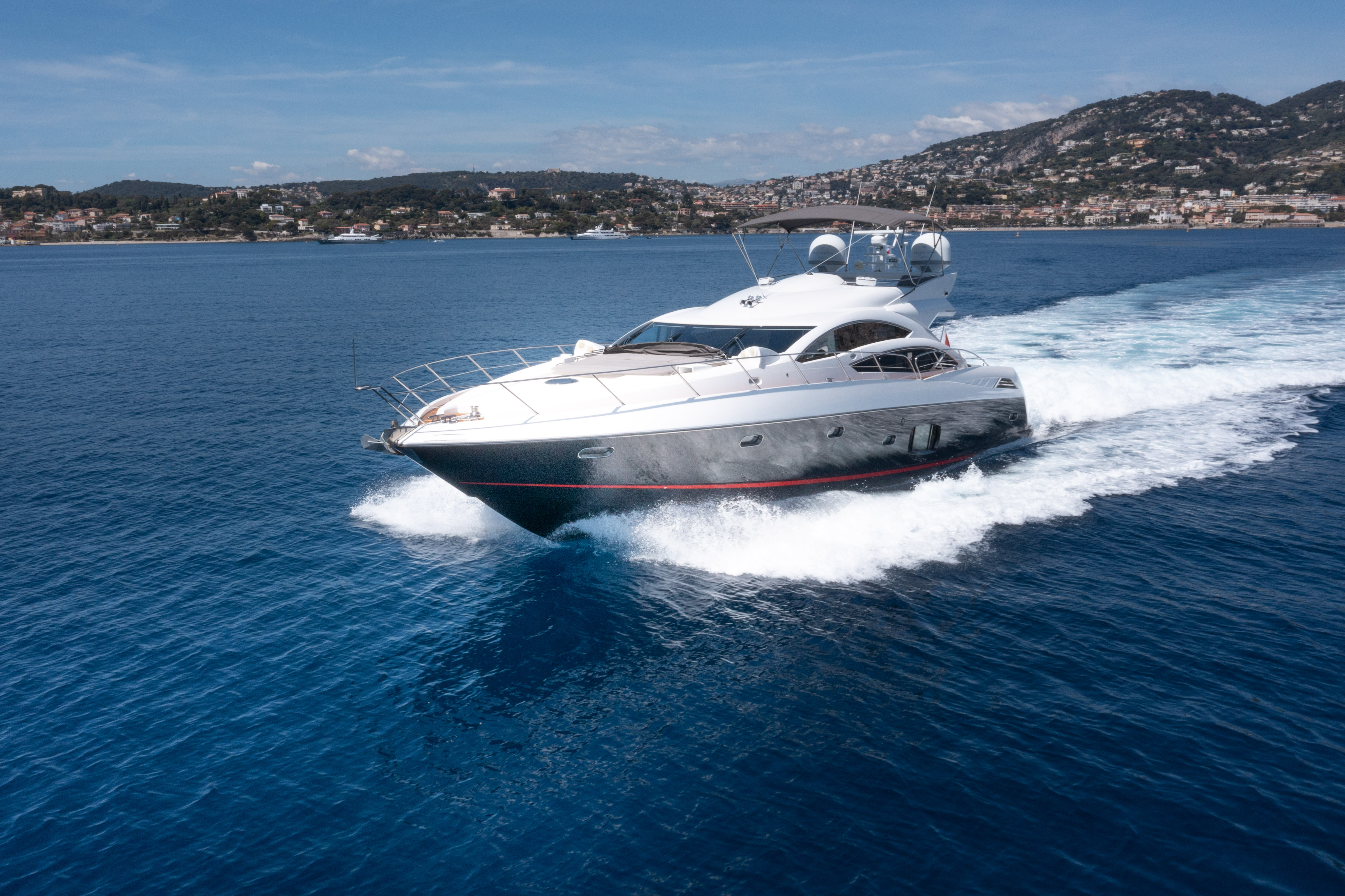 SUNSEEKER Sport Yacht 74